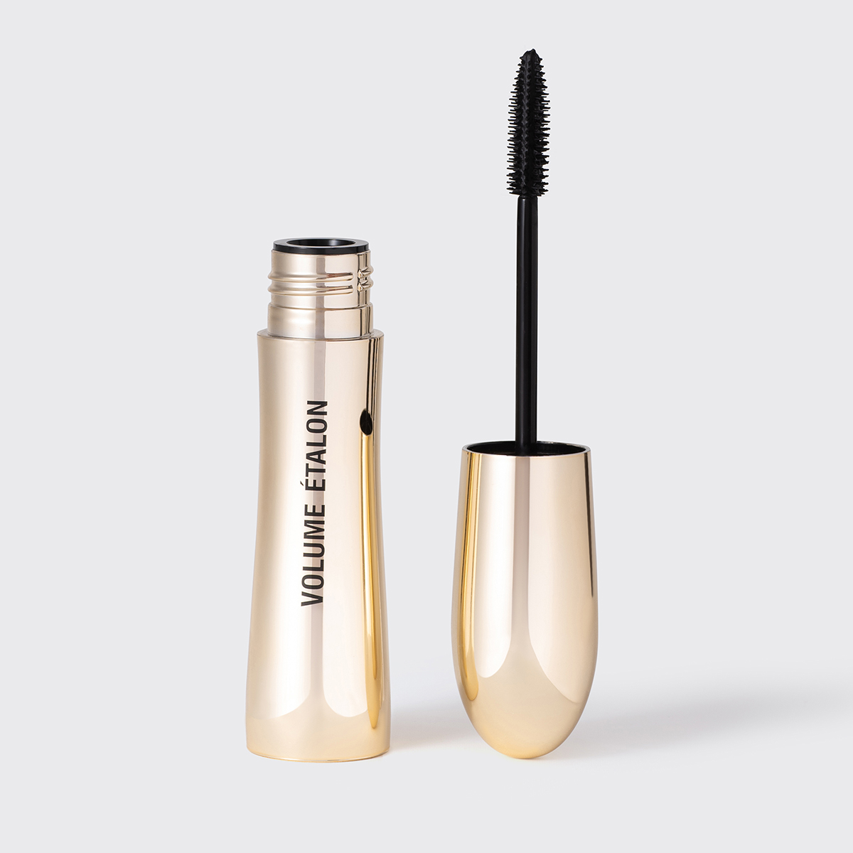 Vivienne Sabo - Exceptional Volume and Eyelash Definition Effect  Mascara "VOLUME ÉTALON"